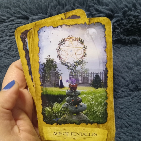 Tarot deck - Picture 9 of 15